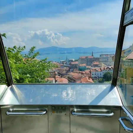 De Diseño En El Centro -desing In The Center * Santander